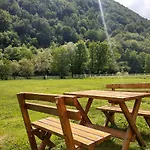 Camp Vrbas Κάμπινγκ *