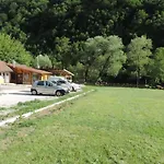 Camp Vrbas * Rekavice