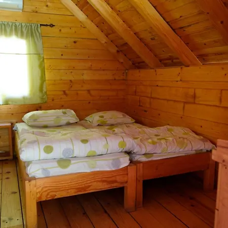 Camp Vrbas Κάμπινγκ *