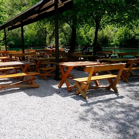 Camp Vrbas Rekavice