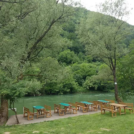 Parque de Campismo Camp Vrbas