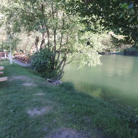 Parque de Campismo Camp Vrbas *