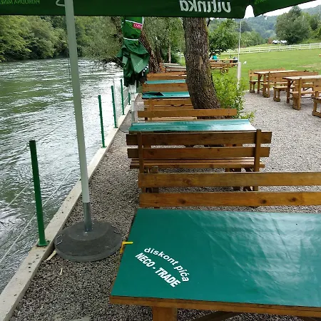 Camp Vrbas Rekavice