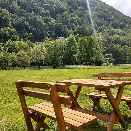 Camp Vrbas Kemp *