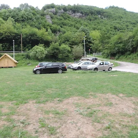 Camp Vrbas مكان تخييم Rekavice