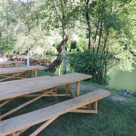 Camp Vrbas Parque de Campismo *